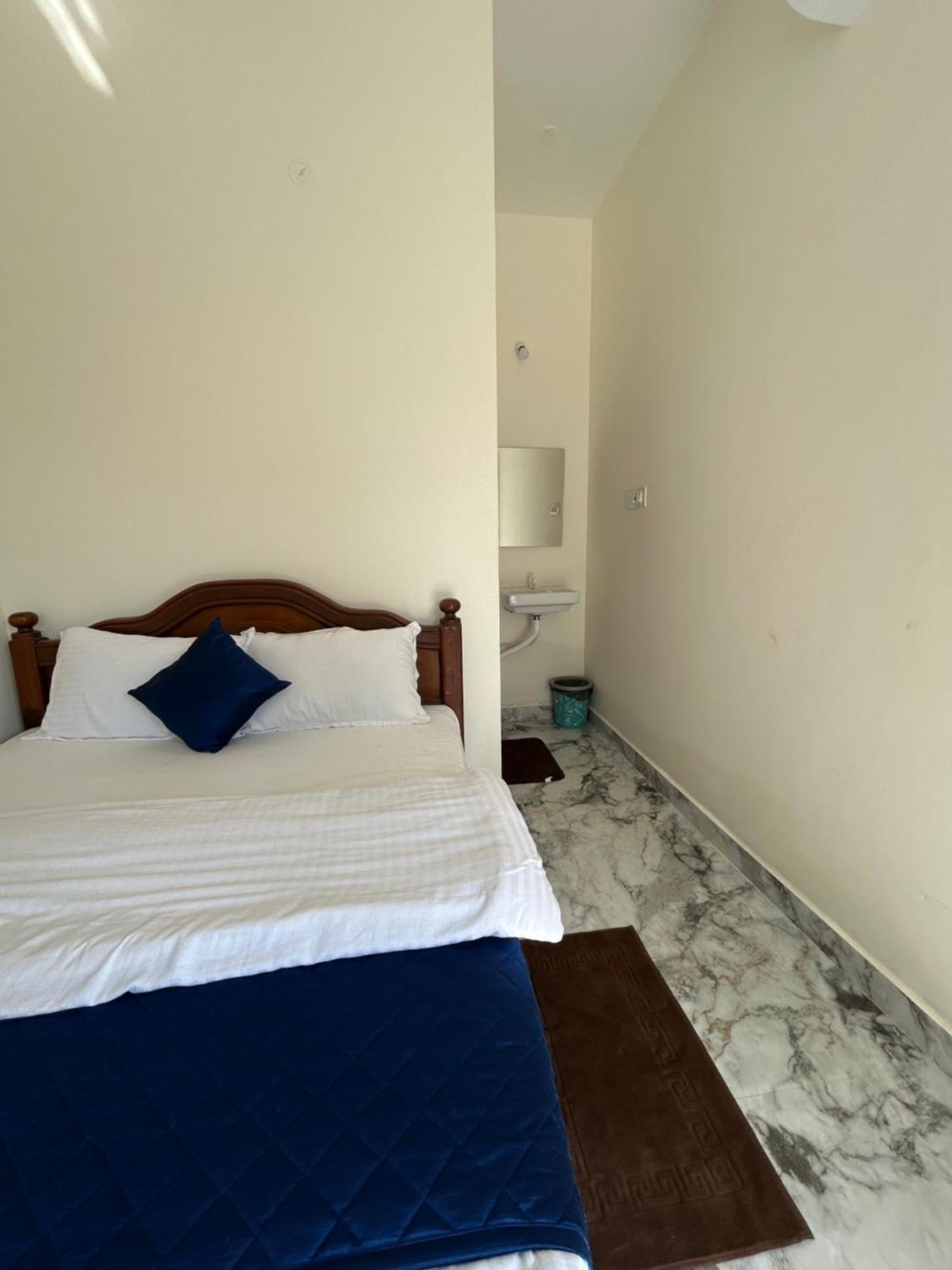 Dss Home Stay Just 500 Meter Girivalam Road Tiruvannāmalai المظهر الخارجي الصورة
