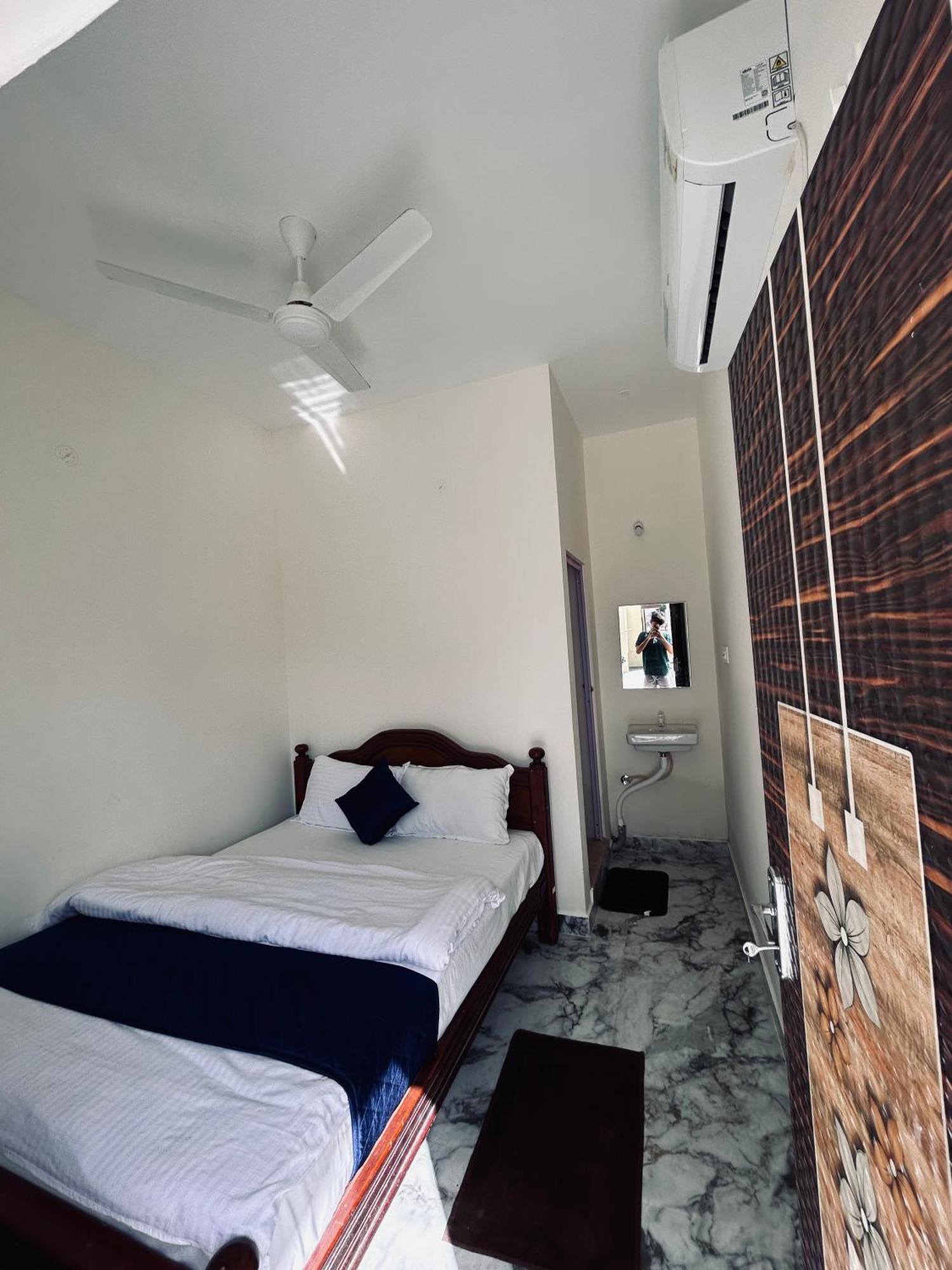 Dss Home Stay Just 500 Meter Girivalam Road Tiruvannāmalai المظهر الخارجي الصورة